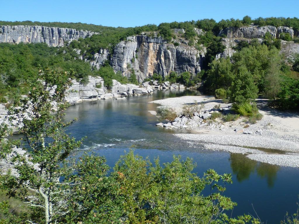 Camping Le Coin Charmant Chauzon 外观 照片